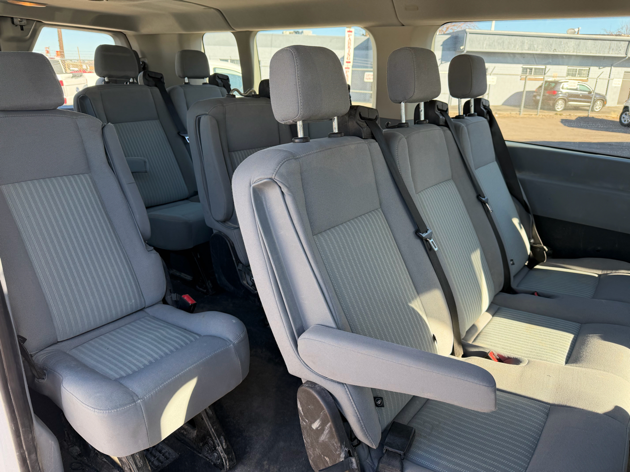 Ford Transit Wagon T-350 148" Low Roof XLT Swing-Out RH Dr 2017