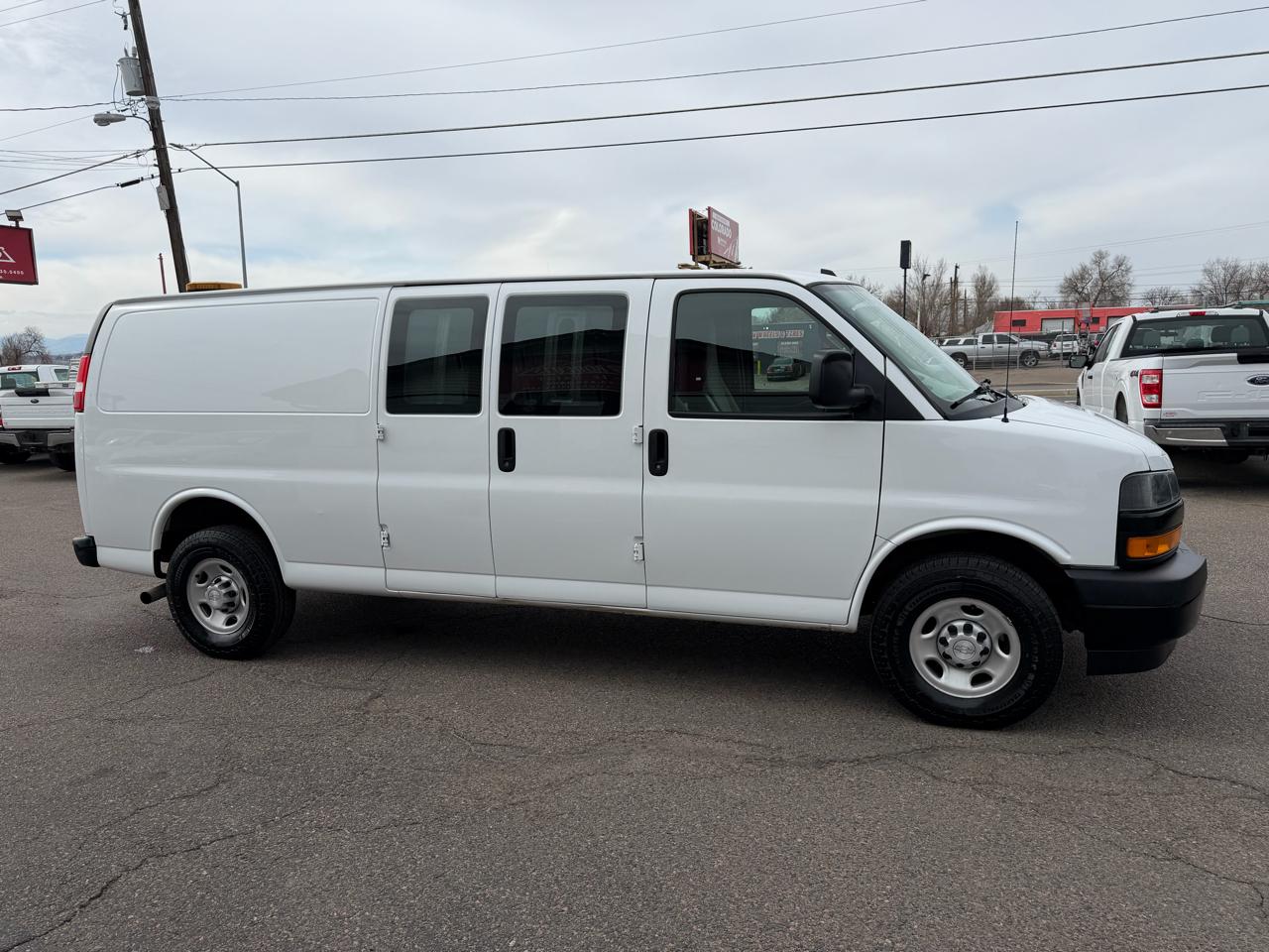 2020 Chevrolet Express Cargo Van RWD 2500 155"