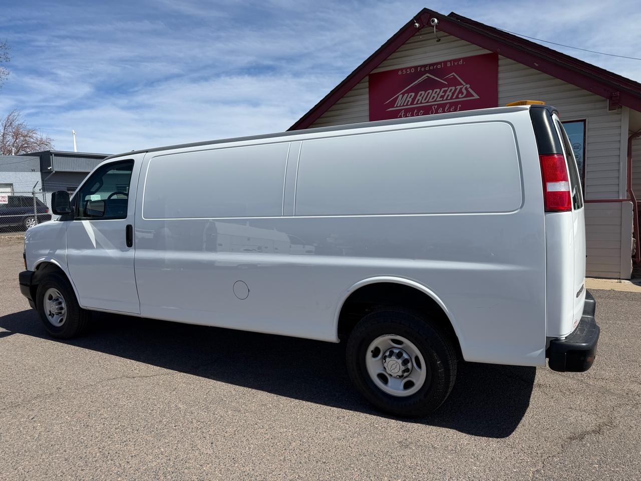 Chevrolet Express Cargo Van RWD 2500 155" 2020