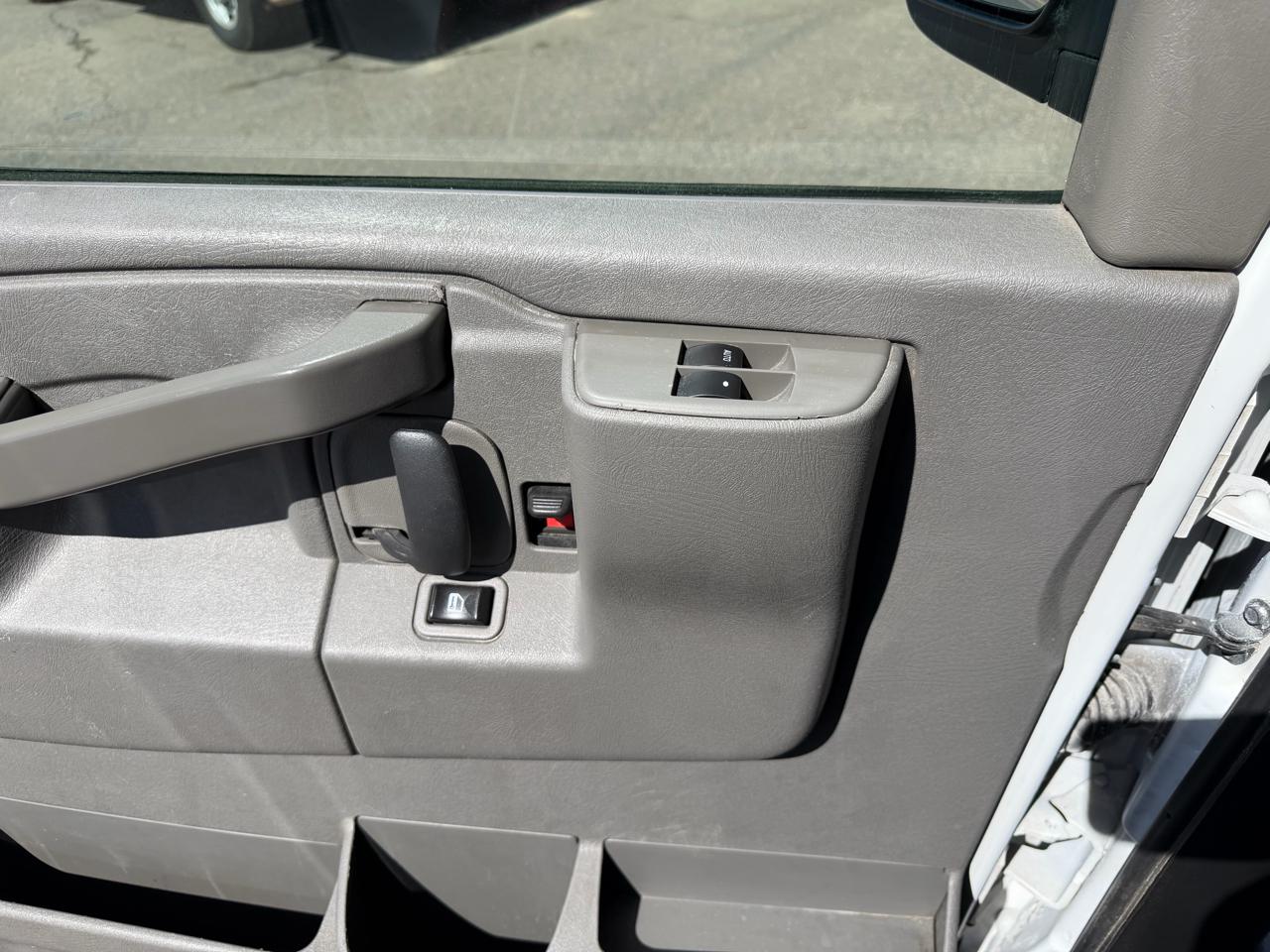 Chevrolet Express Cargo Van RWD 2500 155" 2020