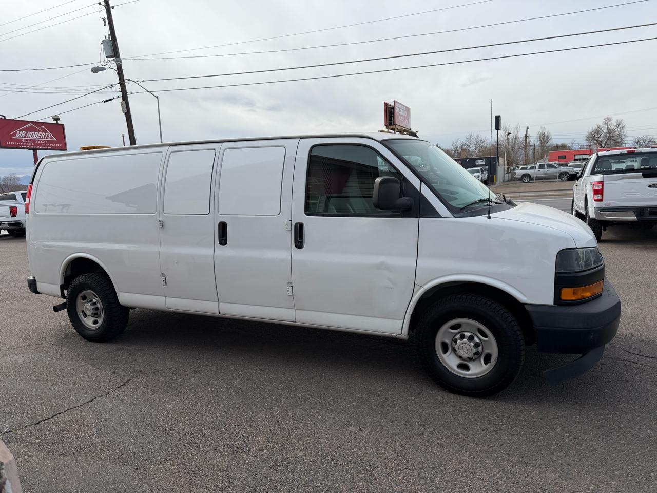 2020 Chevrolet Express Cargo Van RWD 2500 155"