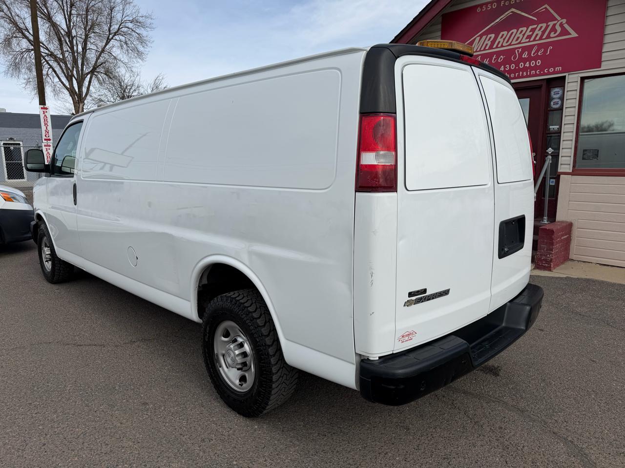 Chevrolet Express Cargo Van RWD 2500 155" 2020