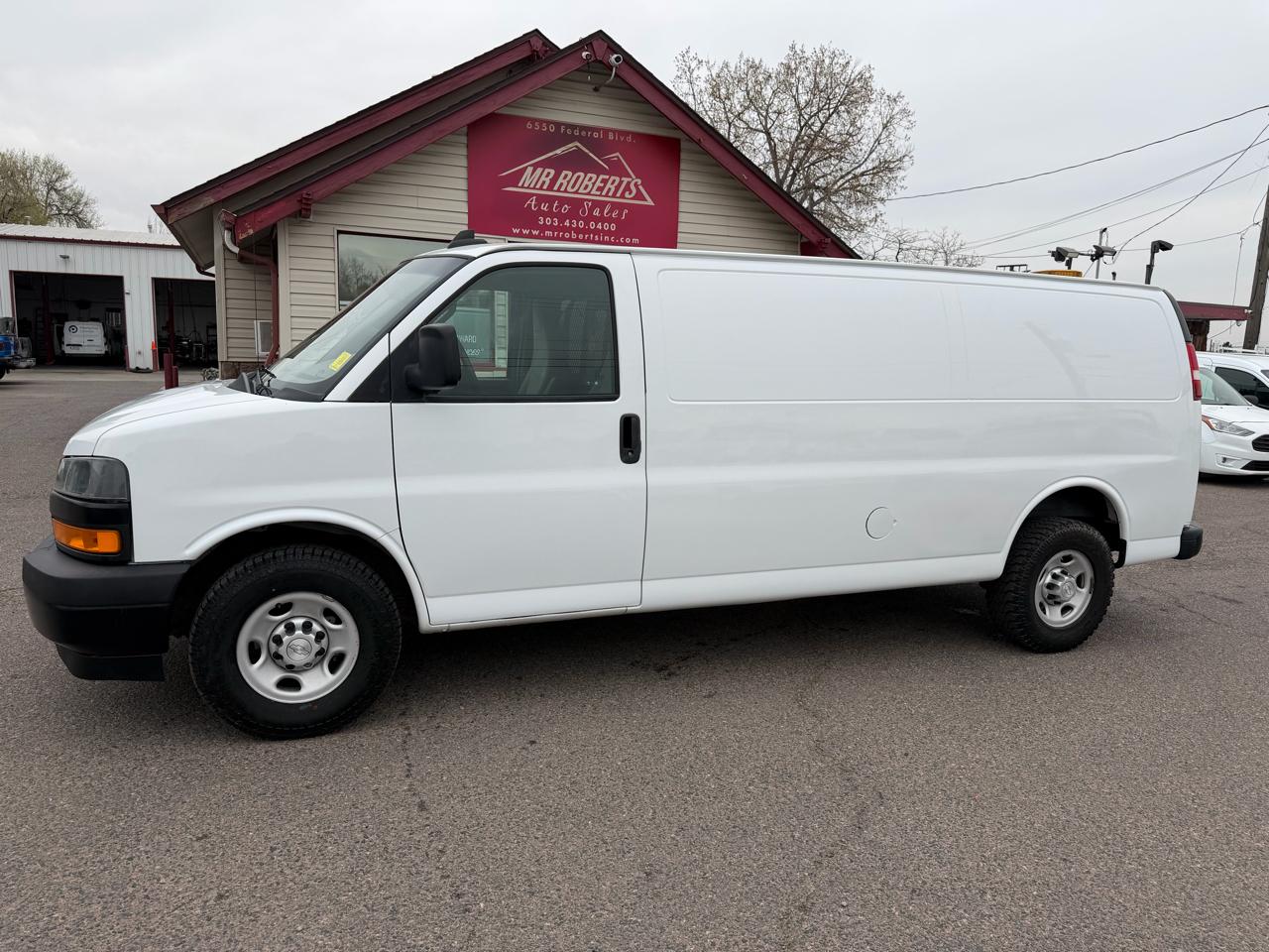 Chevrolet Express Cargo Van RWD 2500 155" 2020