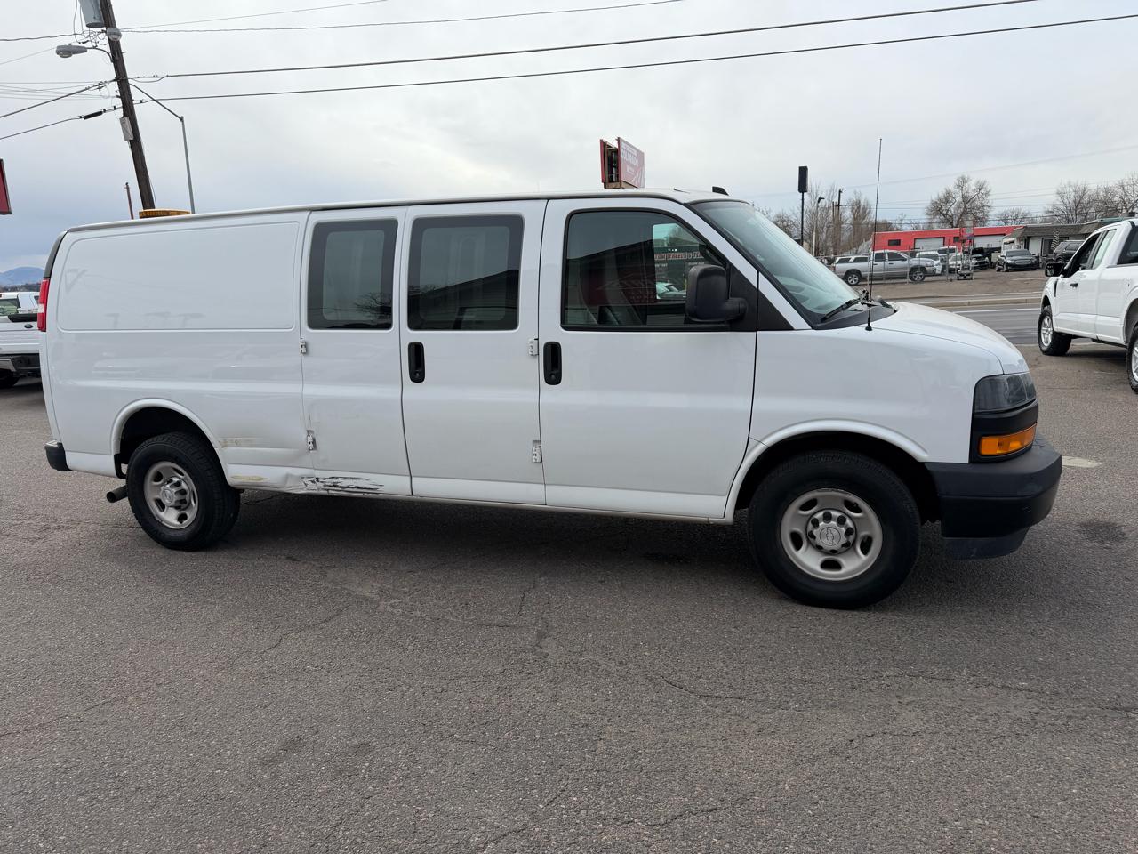 Chevrolet Express Cargo Van RWD 2500 155" 2020
