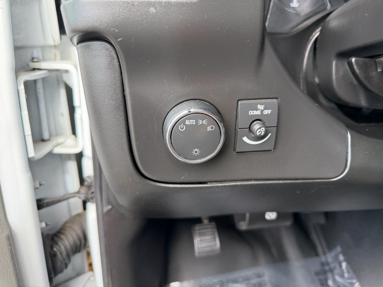 Chevrolet Express Cargo Van RWD 2500 155" 2020