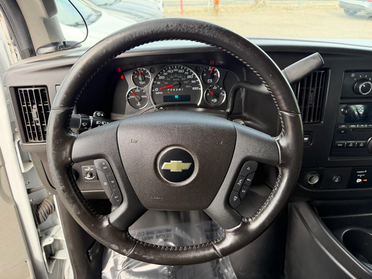 Chevrolet Express Cargo Van RWD 2500 155" 2020