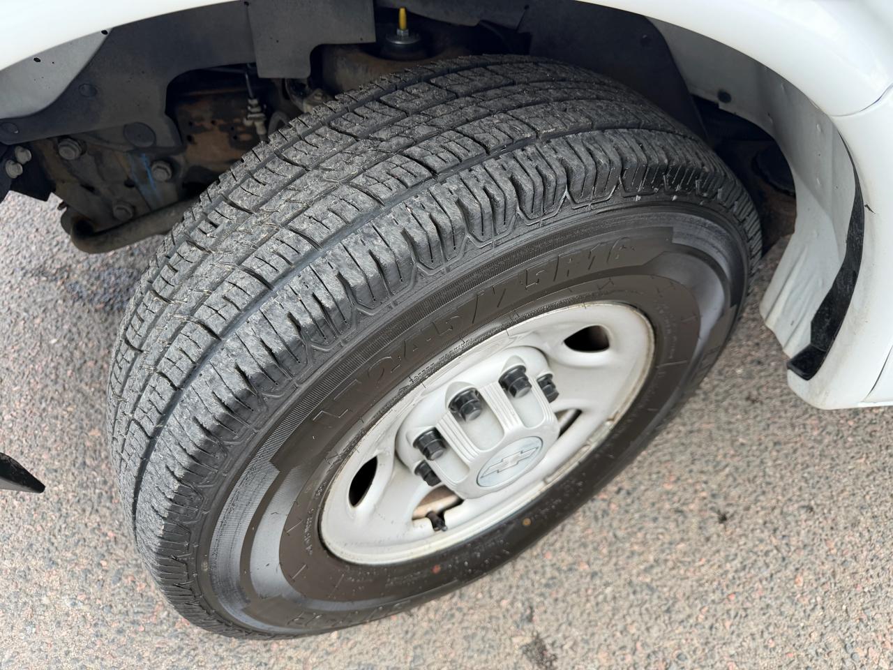 Chevrolet Express Cargo Van RWD 2500 155" 2020