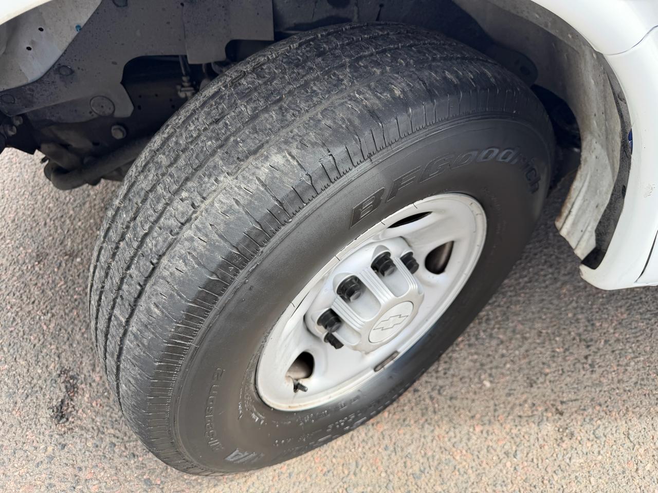 Chevrolet Express Commercial Cutaway 3500 Van 139" 2016