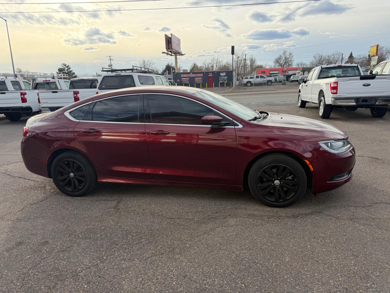 Chrysler 200 4dr Sdn LX FWD 2016