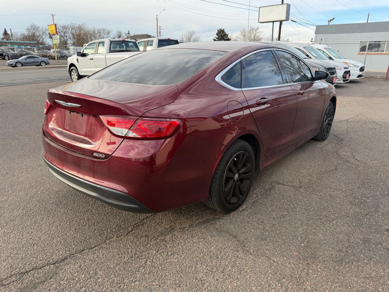 Chrysler 200 4dr Sdn LX FWD 2016
