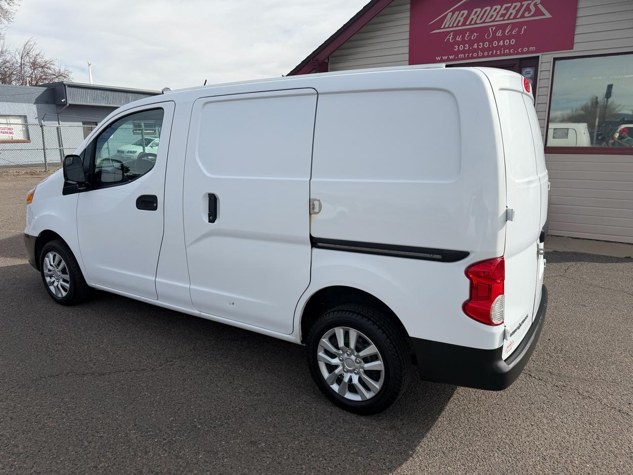 Chevrolet City Express Cargo Van FWD 115" LS 2017