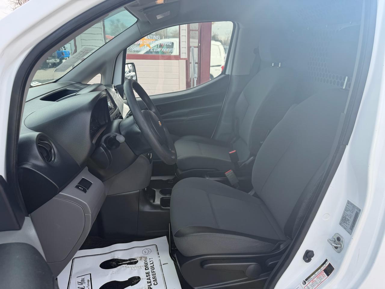 Chevrolet City Express Cargo Van FWD 115" LS 2017