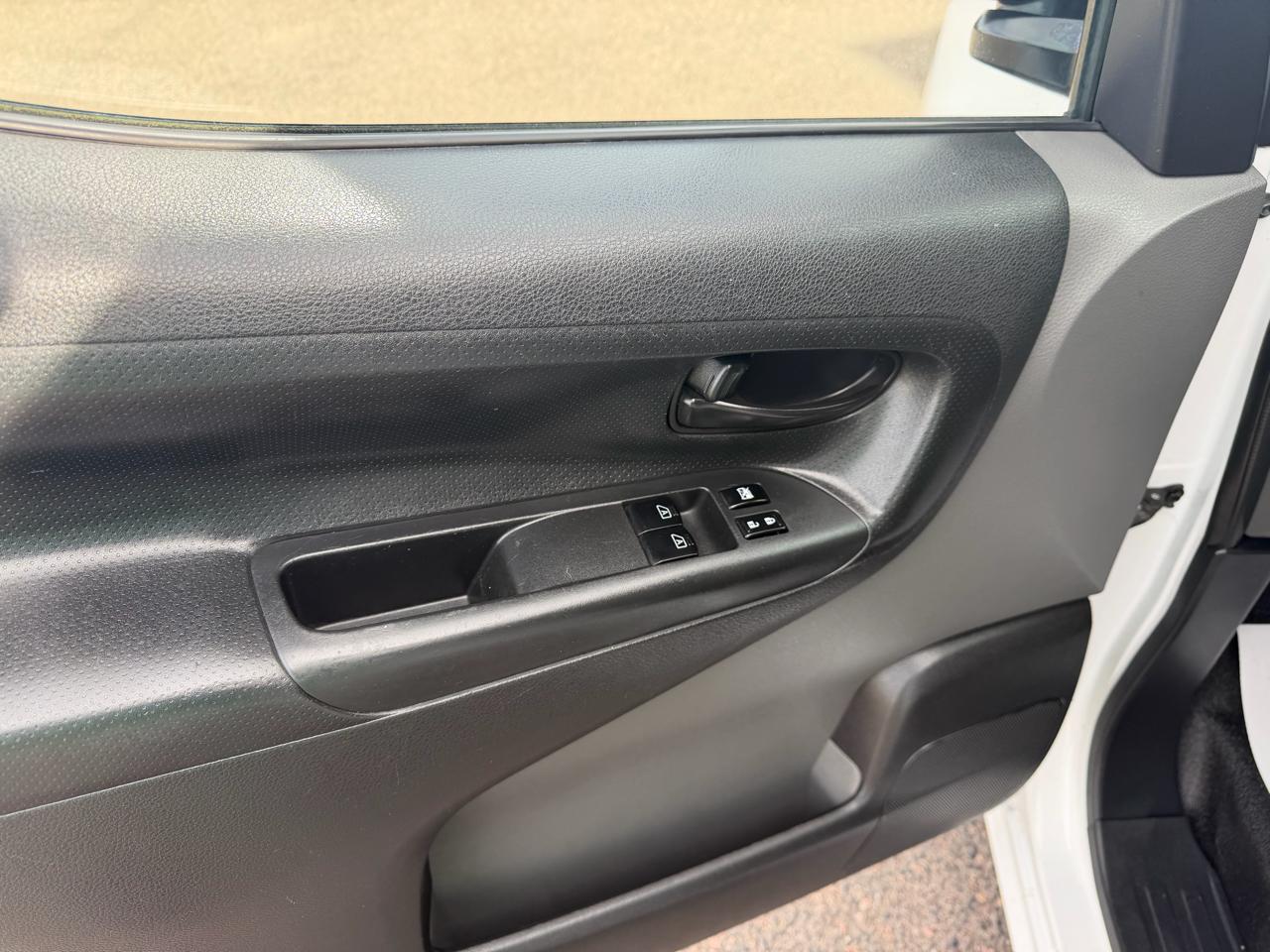 Chevrolet City Express Cargo Van FWD 115" LS 2017