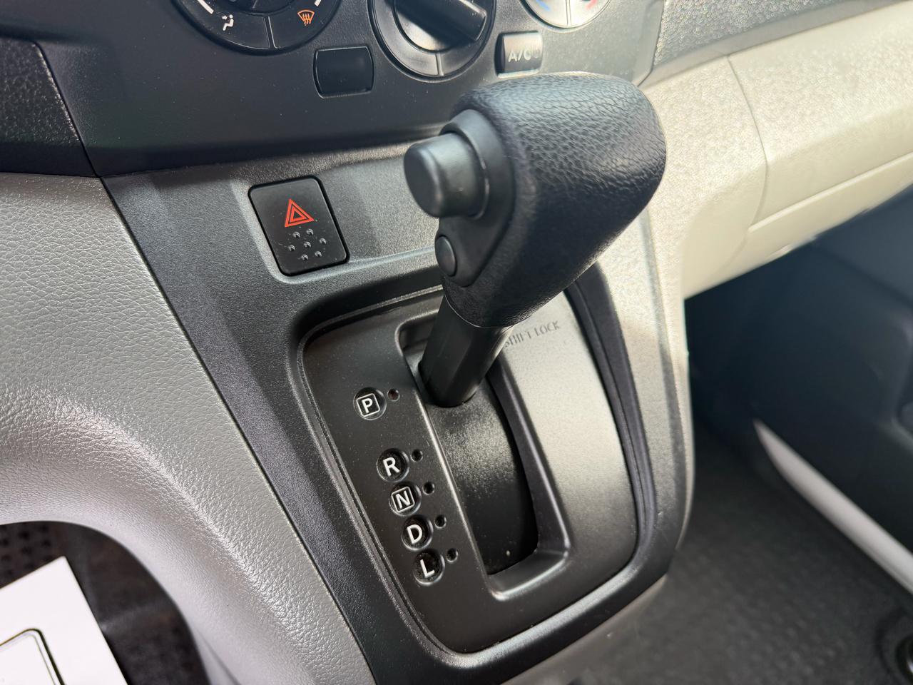 Chevrolet City Express Cargo Van FWD 115" LS 2017