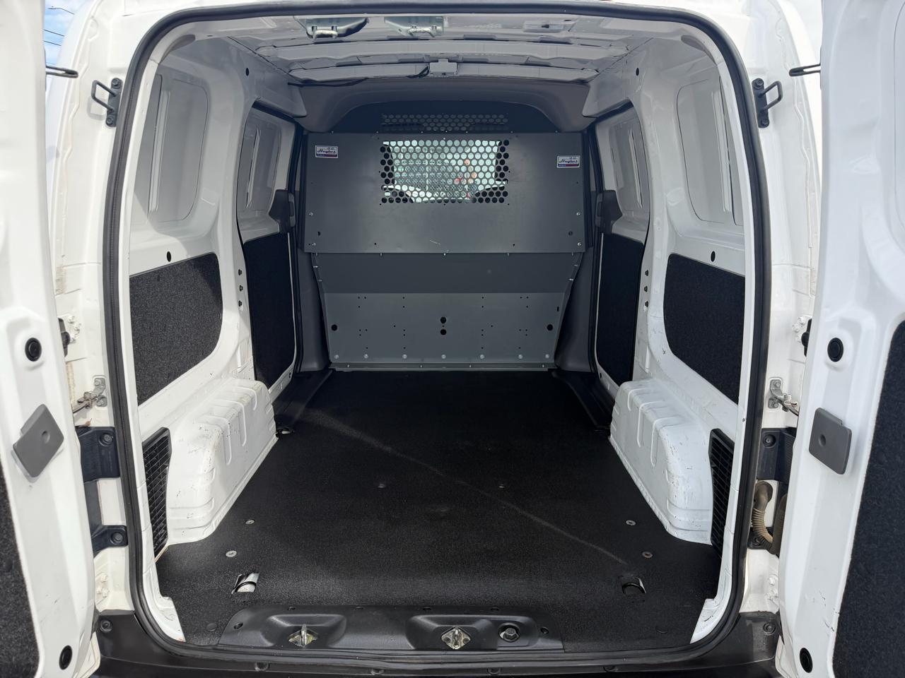 Chevrolet City Express Cargo Van FWD 115" LS 2017