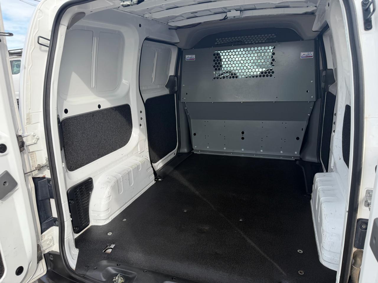 Chevrolet City Express Cargo Van FWD 115" LS 2017