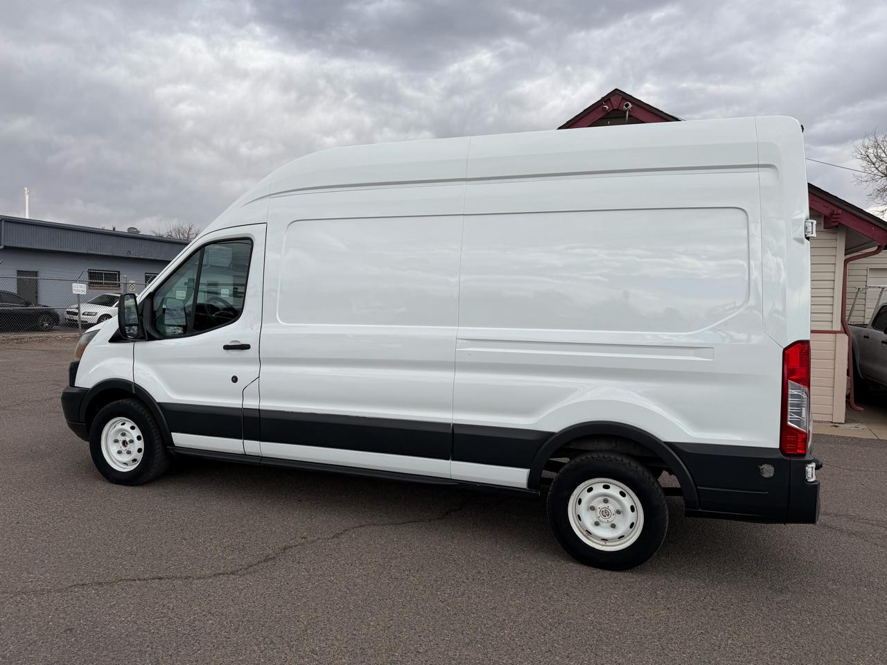 Ford Transit Van T-250 148" Hi Rf 9000 GVWR Sliding RH Dr 2017