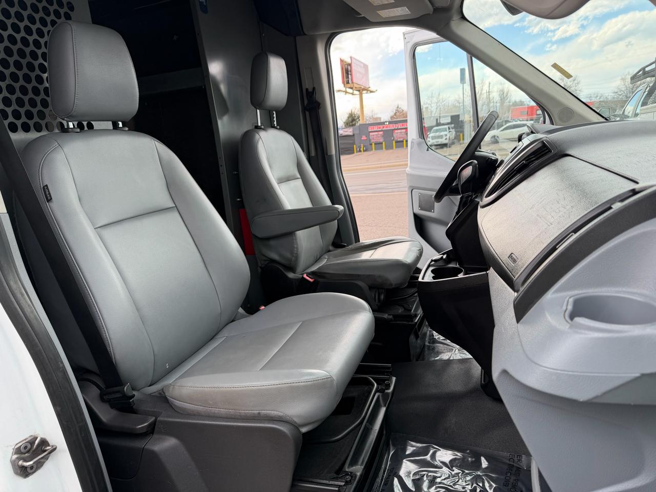 Ford Transit Van T-250 148" Hi Rf 9000 GVWR Sliding RH Dr 2017