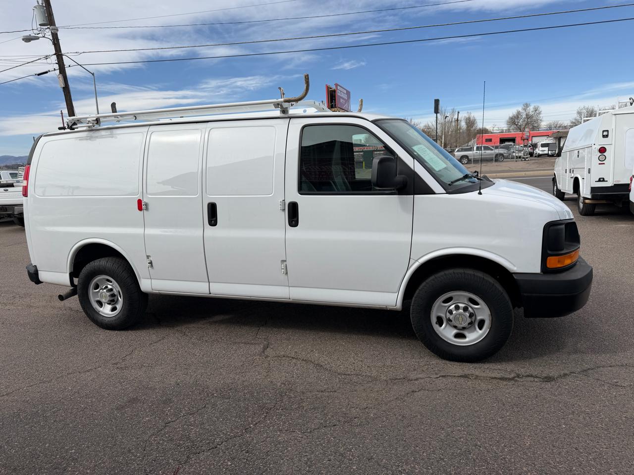 2014 Chevrolet Express Cargo Van RWD 2500 135"