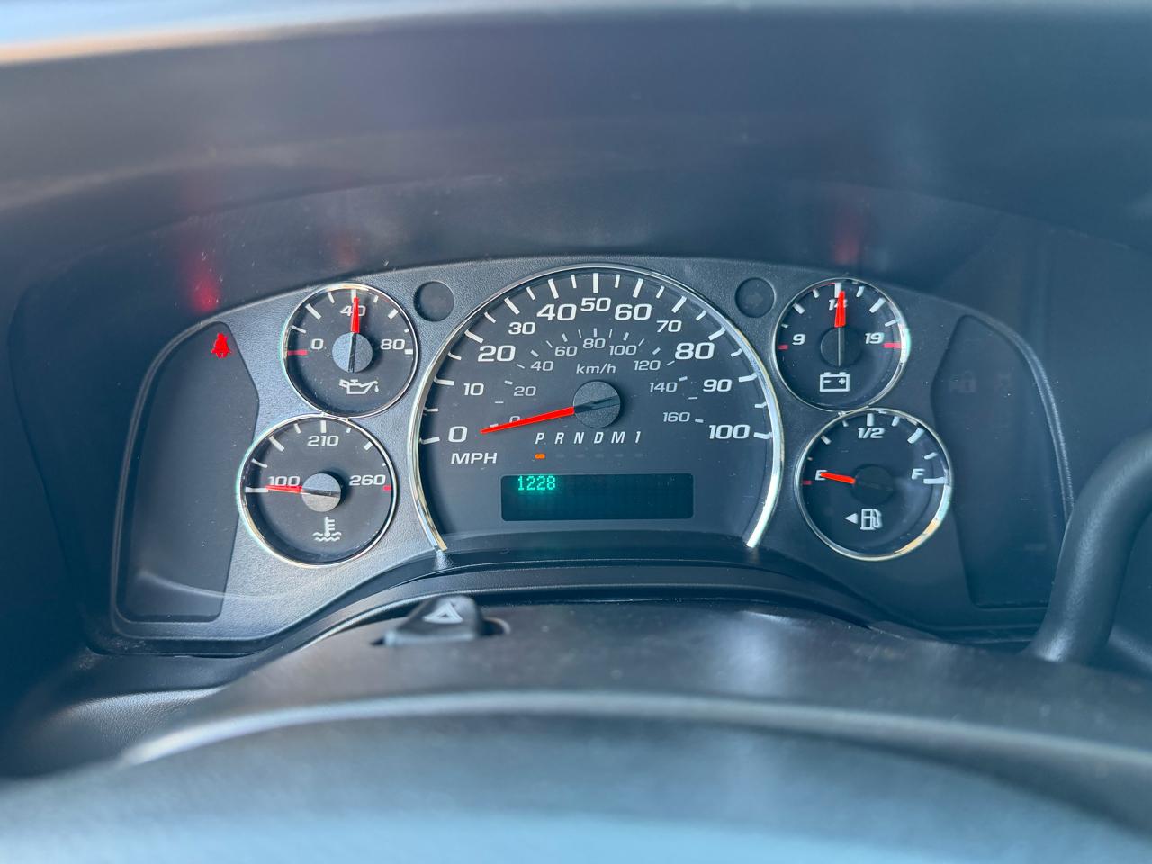 Chevrolet Express Cargo Van RWD 2500 135" 2014