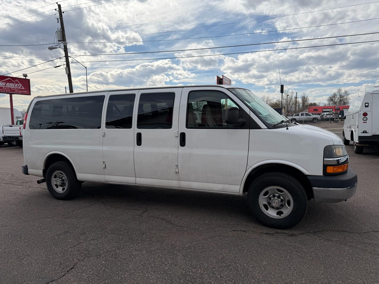 2008 Chevrolet Express Passenger RWD 3500 155"