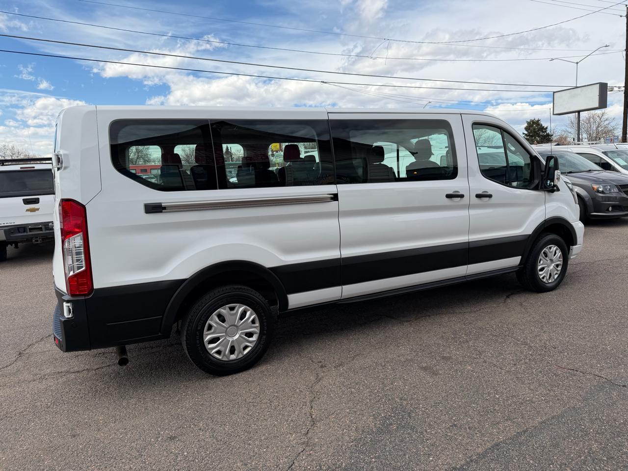 Ford Transit Passenger Wagon T-350 148" Low Roof XLT RWD 2023