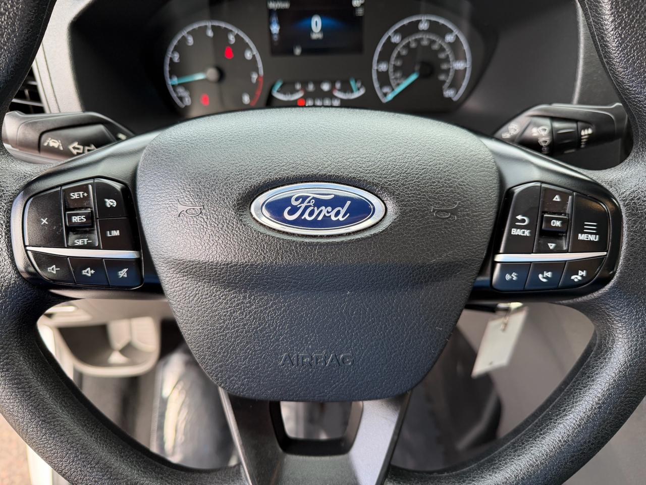 Ford Transit Passenger Wagon T-350 148" Low Roof XLT RWD 2023