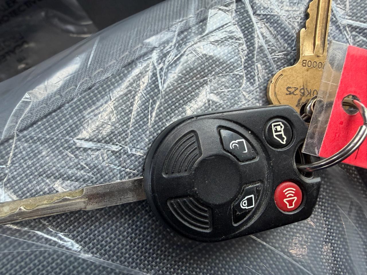 Ford Transit Van T-150 130" Low Rf 8600 GVWR Sliding RH Dr 2019