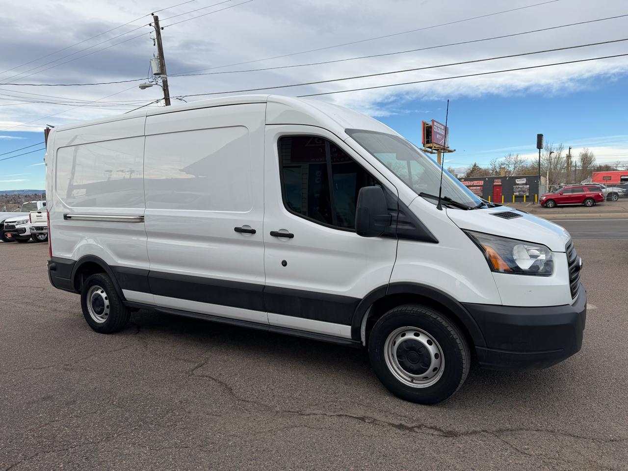 Ford Transit Van T-250 148" Med Rf 9000 GVWR Sliding RH Dr 2019