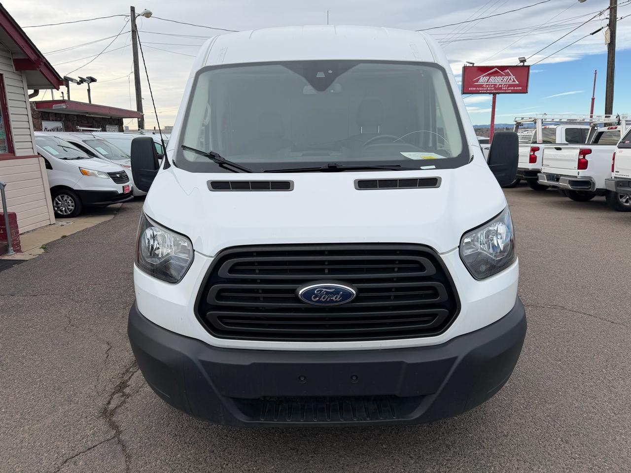 Ford Transit Van T-250 148" Med Rf 9000 GVWR Sliding RH Dr 2019