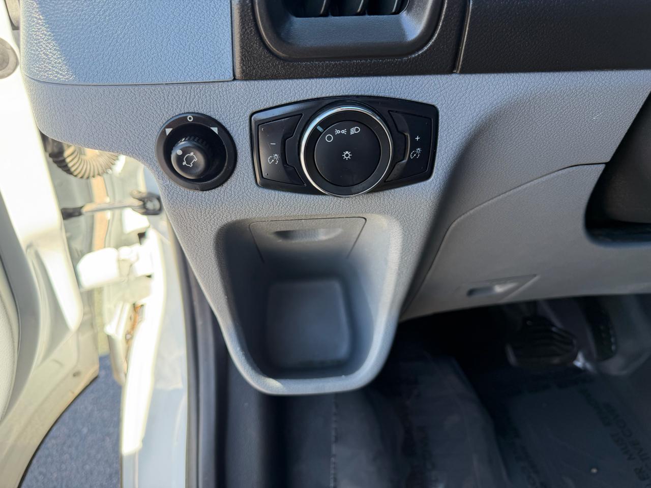 Ford Transit Van T-250 148" Med Rf 9000 GVWR Sliding RH Dr 2019