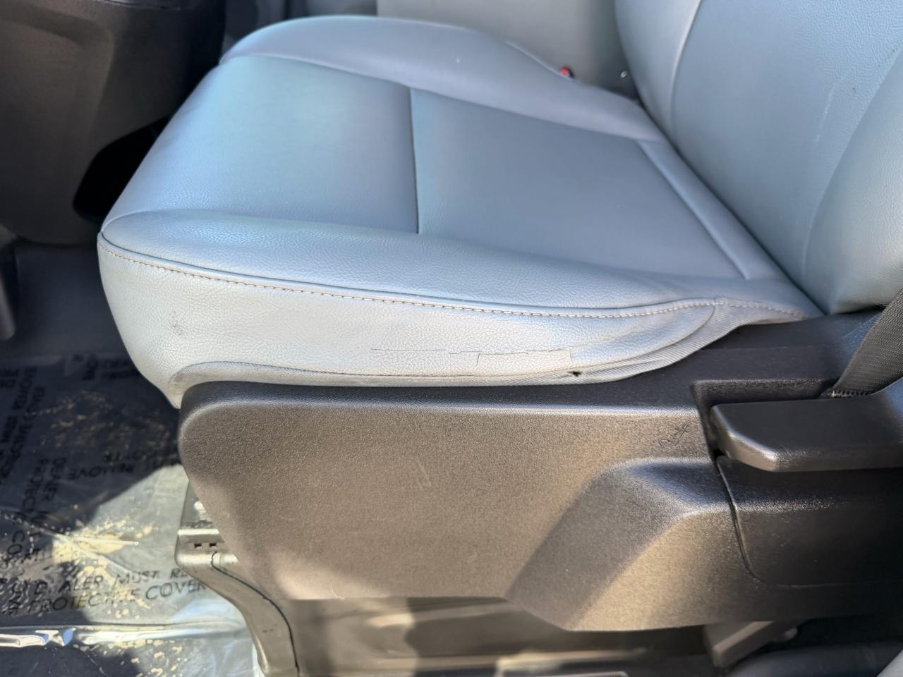 Ford Transit Van T-250 148" Med Rf 9000 GVWR Sliding RH Dr 2019