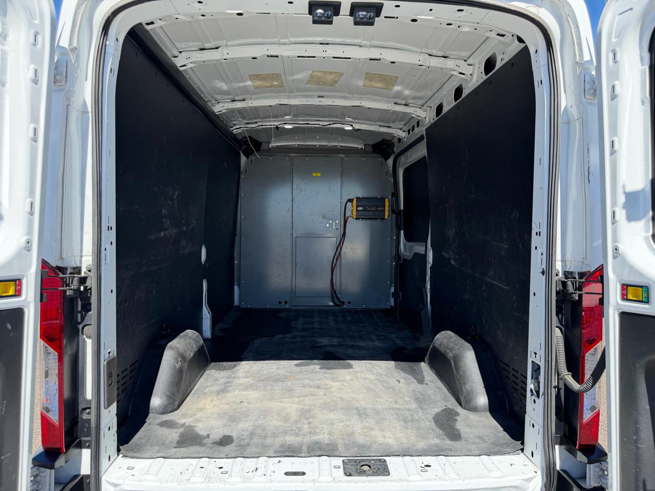 Ford Transit Van T-250 148" Med Rf 9000 GVWR Sliding RH Dr 2019