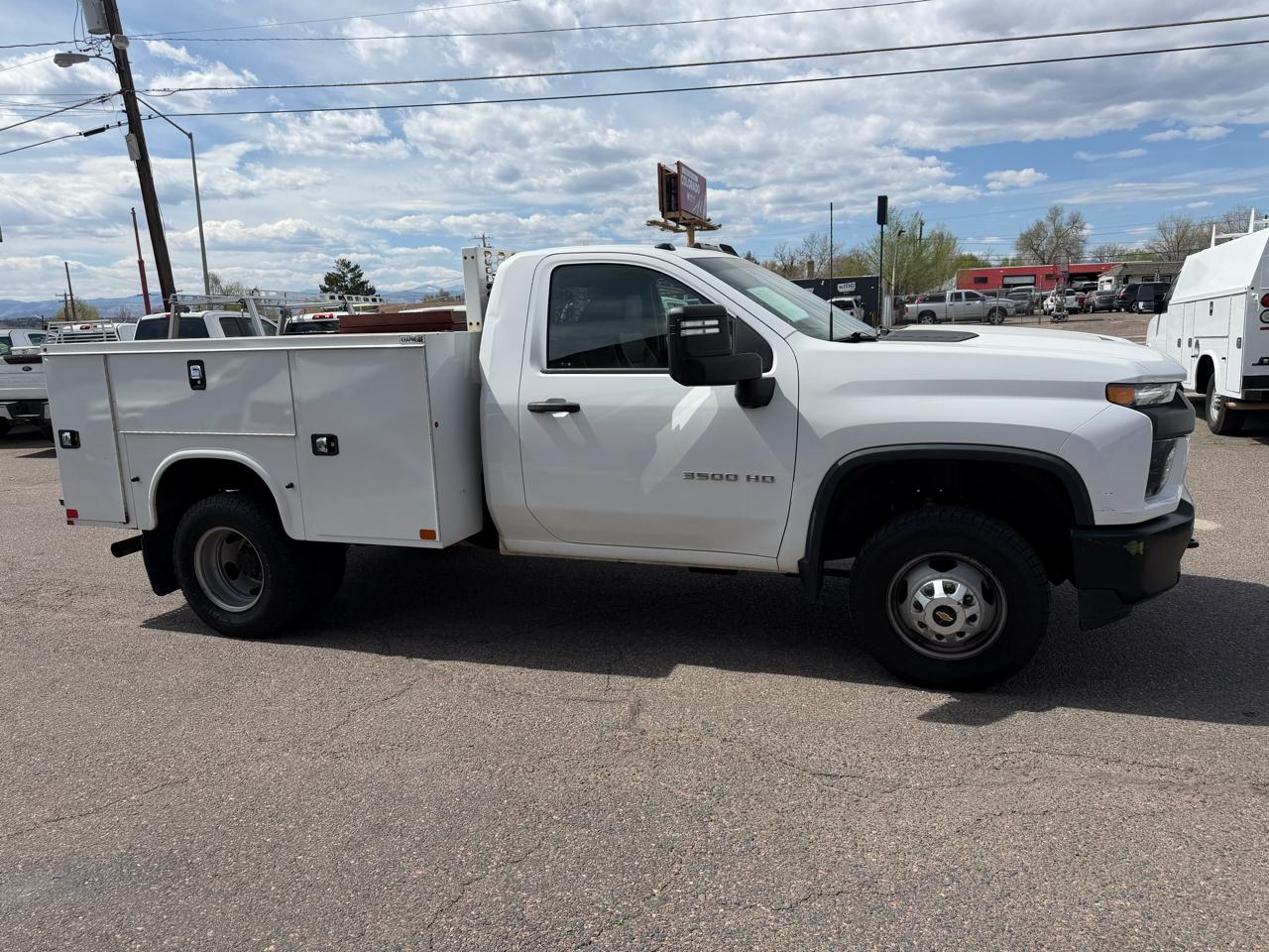 2021 Chevrolet Silverado 3500HD 4WD Reg Cab 142" Work Truck