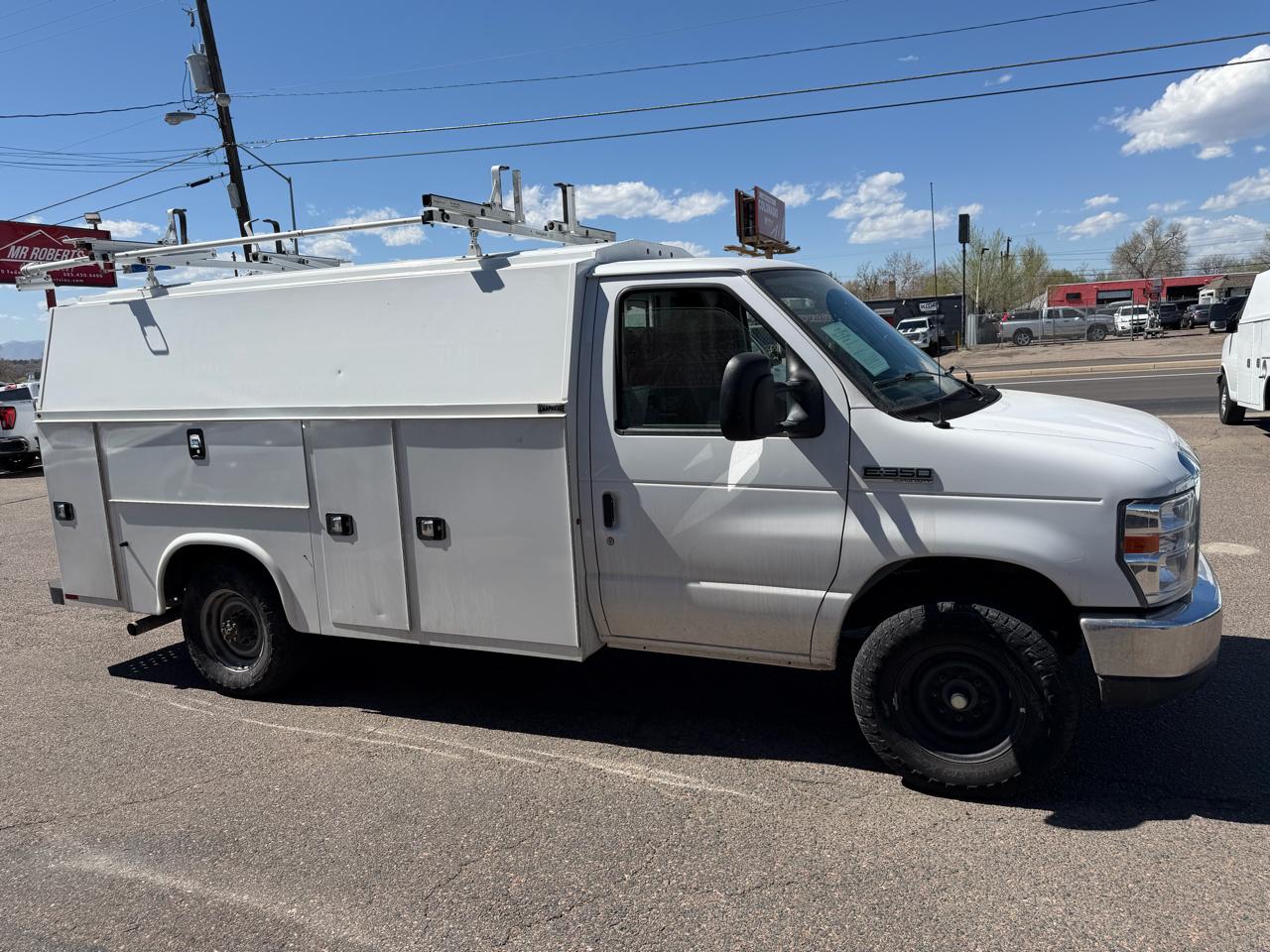 2019 Ford E-Series Cutaway E-350 SRW 138" WB