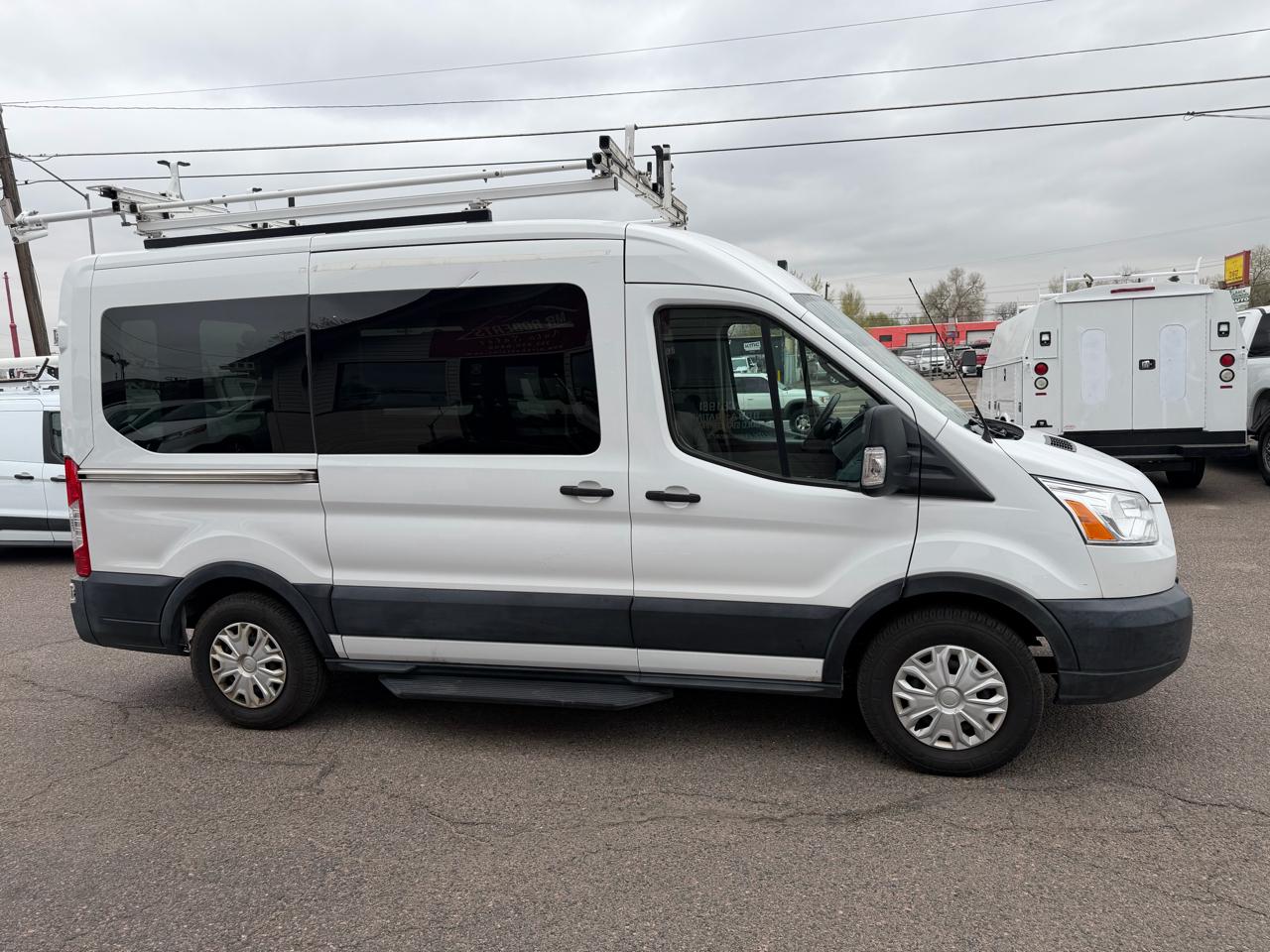 2019 Ford Transit Passenger Wagon T-150 130" Med Roof XLT Sliding RH Dr