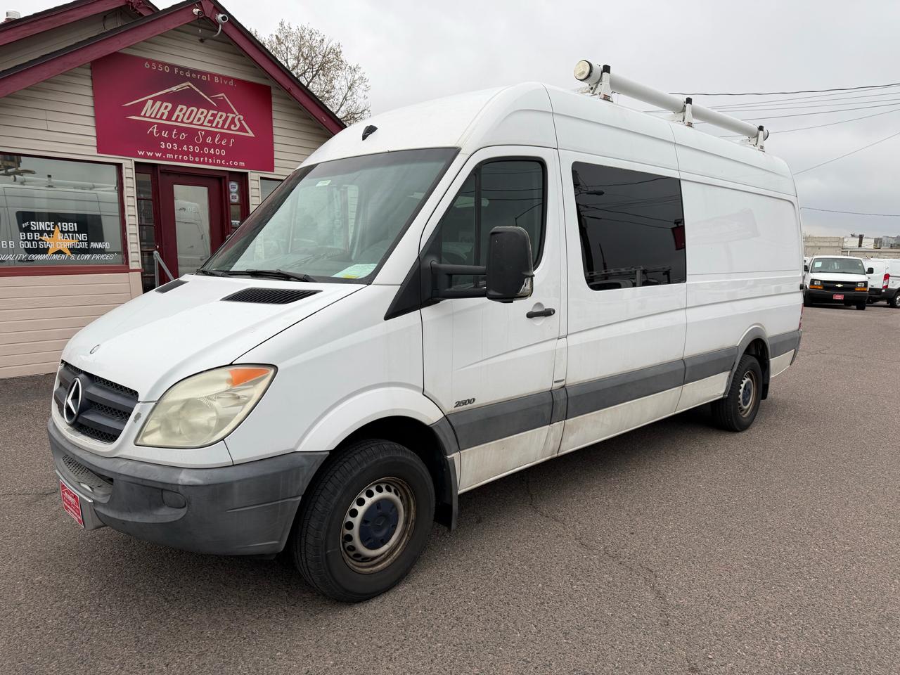 Mercedes-Benz Sprinter Crew Vans 2500 170" 2011