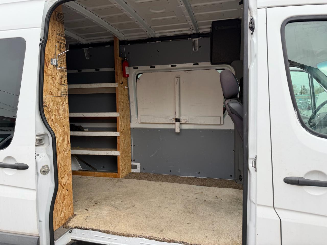 Mercedes-Benz Sprinter Crew Vans 2500 170" 2011