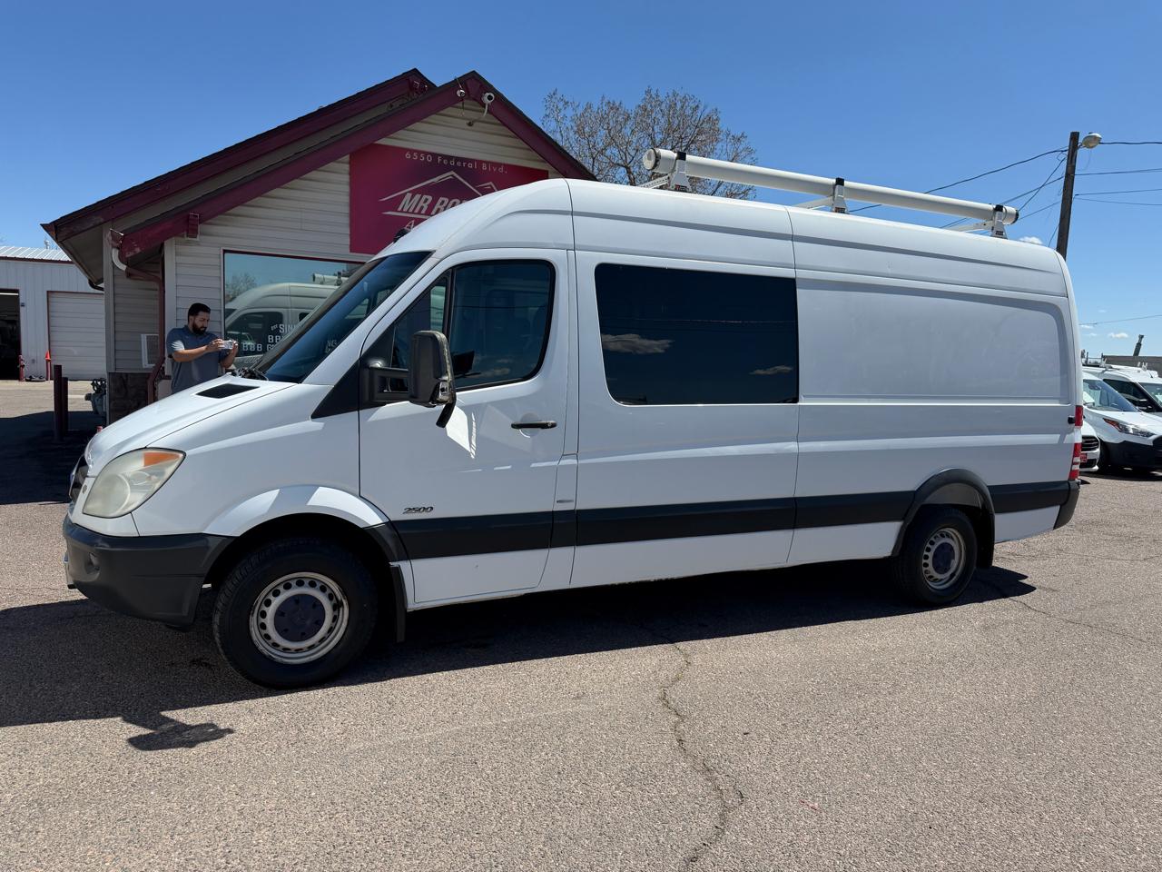 View vehicle photo 4