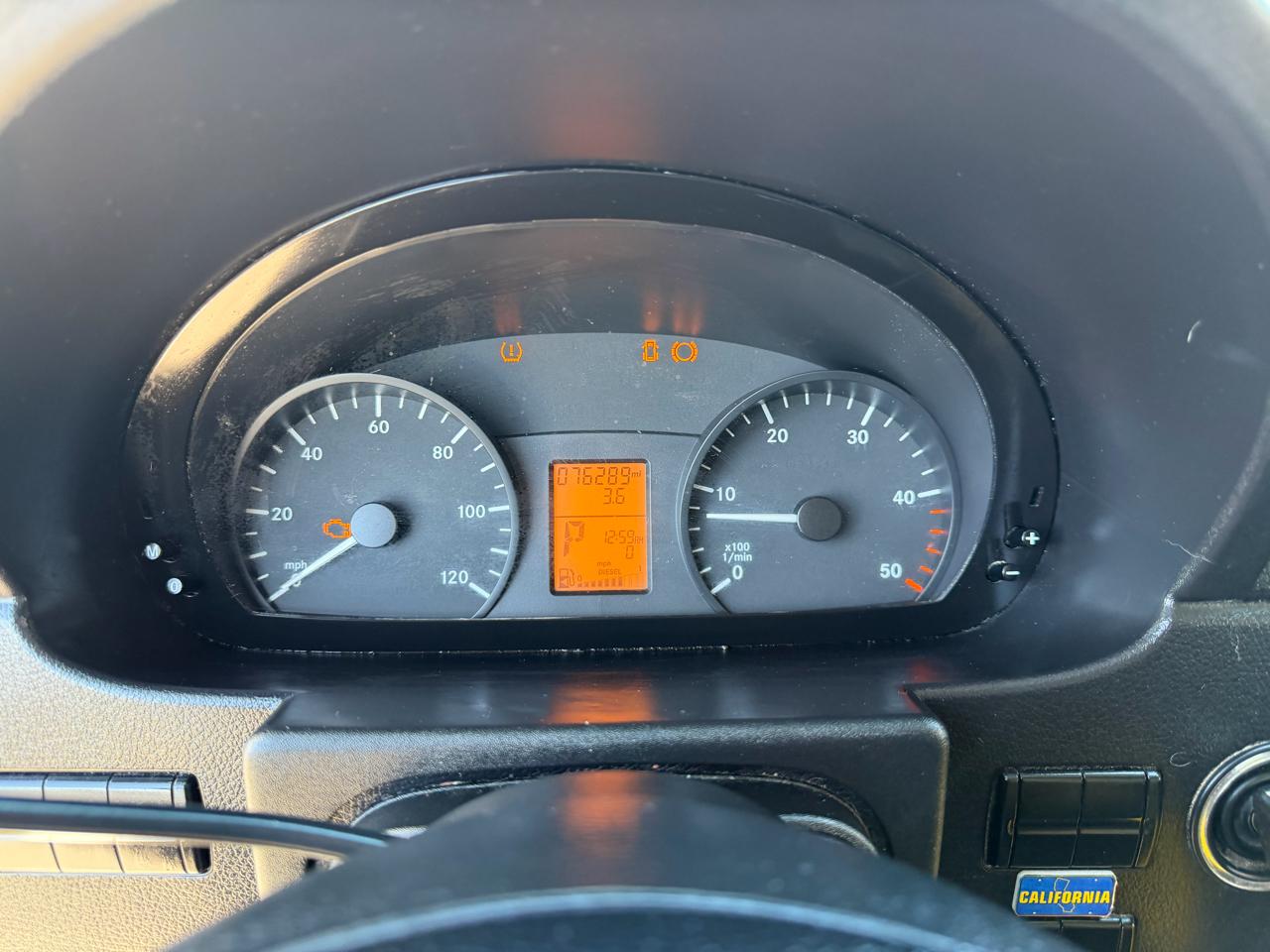 Mercedes-Benz Sprinter Crew Vans 2500 170" 2011