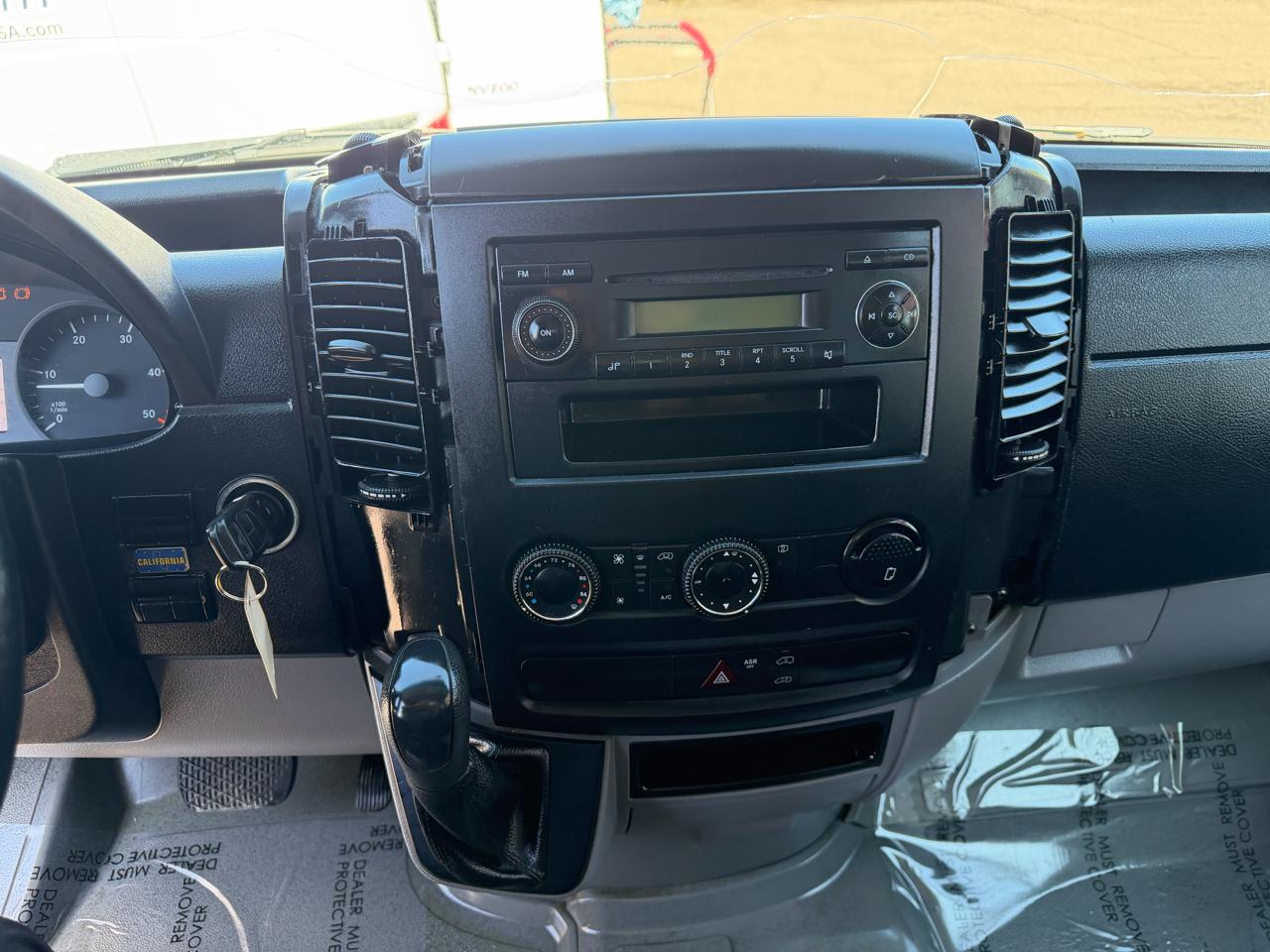 Mercedes-Benz Sprinter Crew Vans 2500 170" 2011