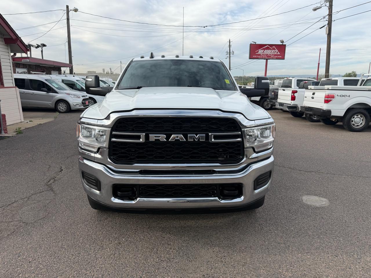 RAM 3500 Chassis Cab Tradesman 4WD Crew Cab 60" CA 172.4" WB 2024