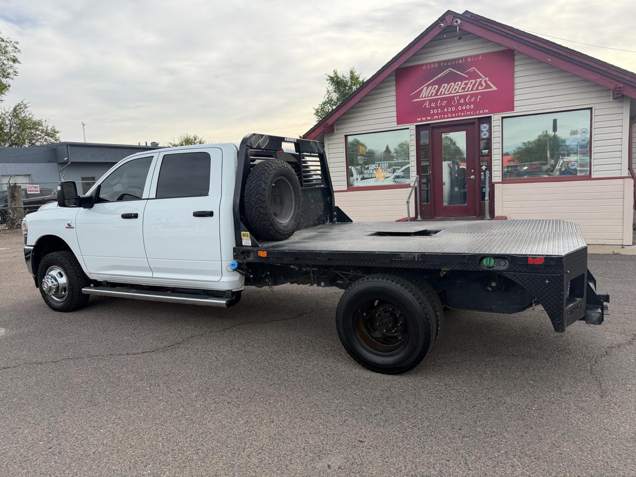 RAM 3500 Chassis Cab Tradesman 4WD Crew Cab 60" CA 172.4" WB 2024