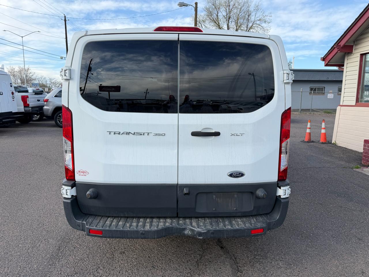 Ford Transit Wagon T-350 148" Low Roof XLT Sliding RH Dr 2017