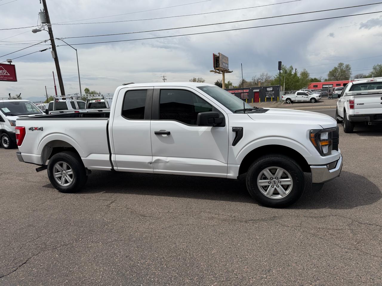 Ford F-150 XL SuperCab 6.5-ft. Bed 4WD 2023
