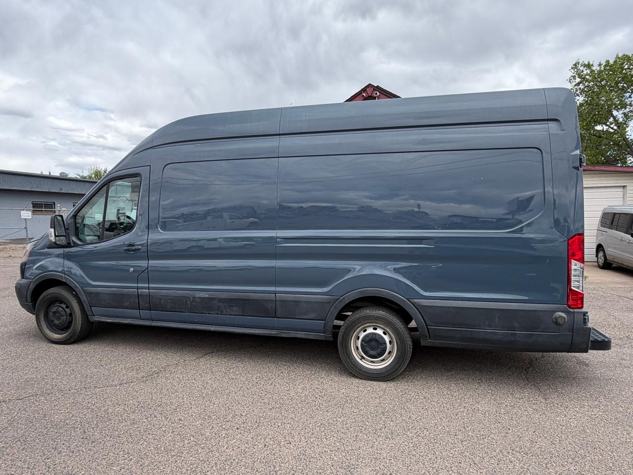 Ford Transit Van T-250 148" EL Hi Rf 9000 GVWR Sliding RH Dr 2019