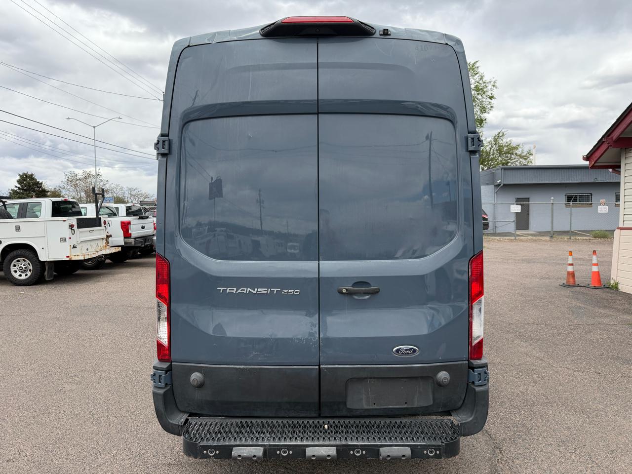 Ford Transit Van T-250 148" EL Hi Rf 9000 GVWR Sliding RH Dr 2019