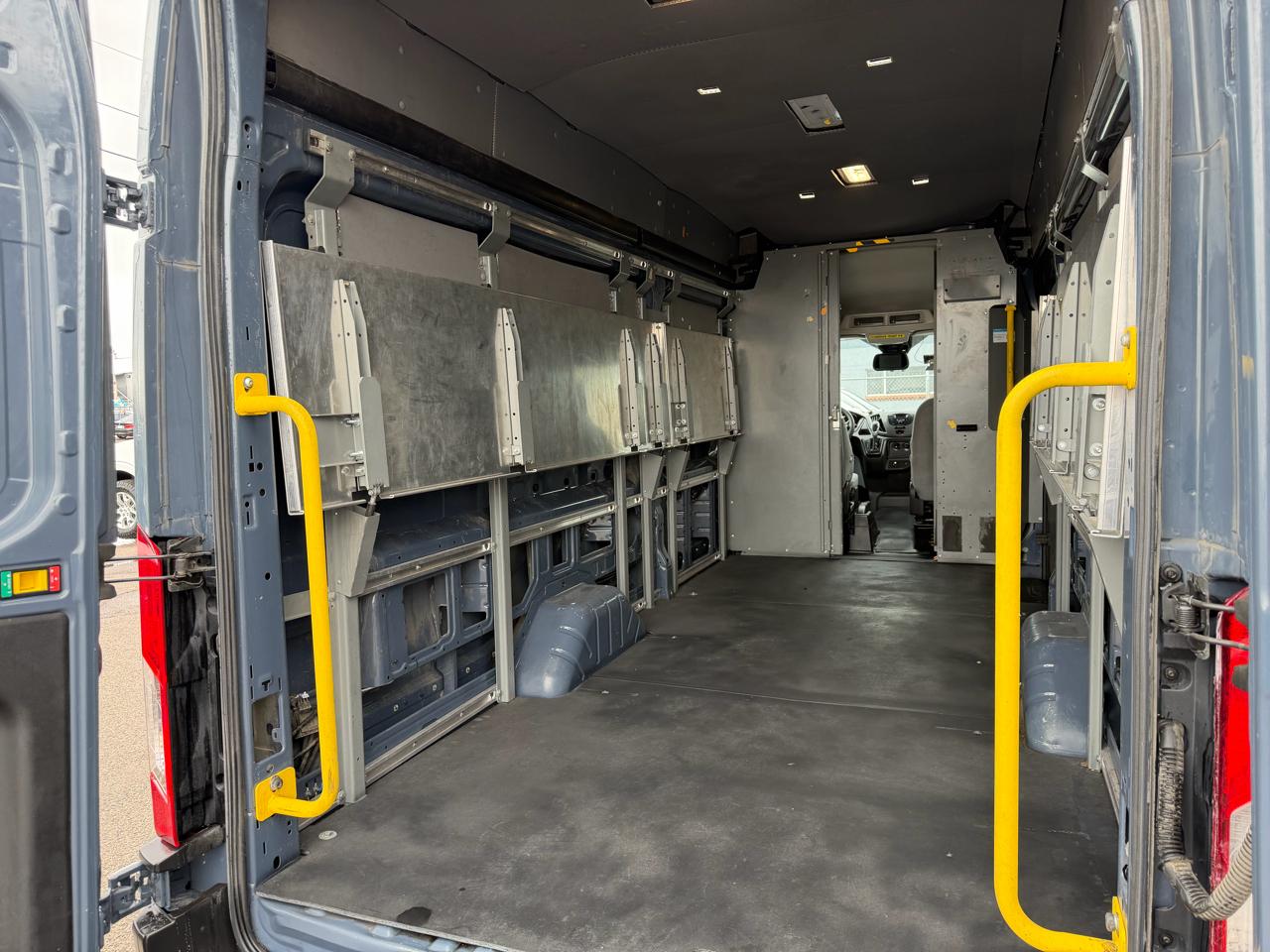 Ford Transit Van T-250 148" EL Hi Rf 9000 GVWR Sliding RH Dr 2019