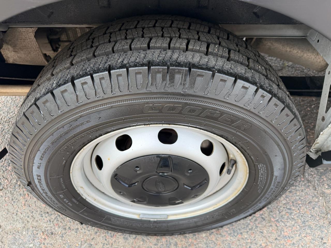 Ford Transit Van T-150 148" Low Rf 8600 GVWR Sliding RH Dr 2019