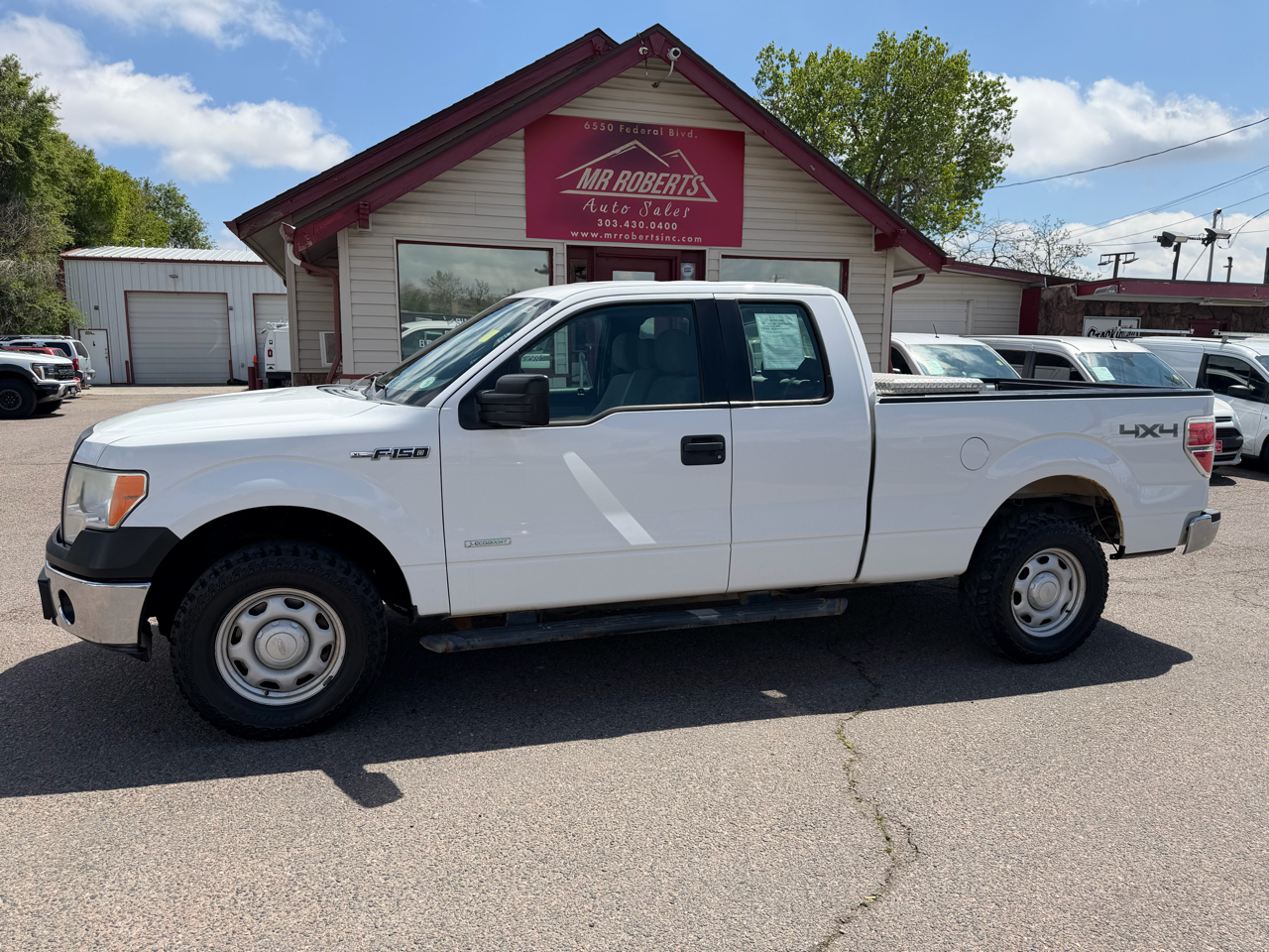 Ford F-150 4WD SuperCab 145" XL 2014
